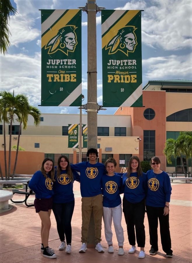 Jupiter Highs Interact Club gives back to community