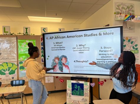 Harlande Lamour and Alaila Ferguson, leaders of the BSU club, are informing the member on the recent rejection of the AP African American Studies course.
